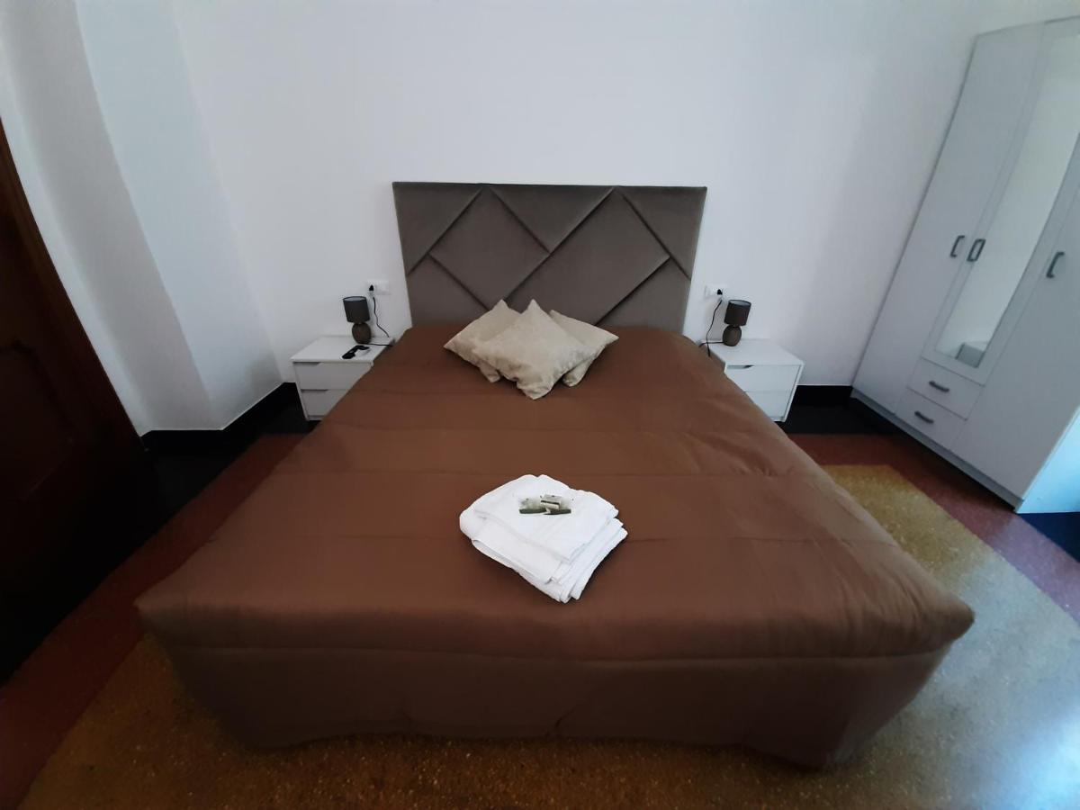La Lanterna Di Angelo Hotel Genova Eksteriør billede