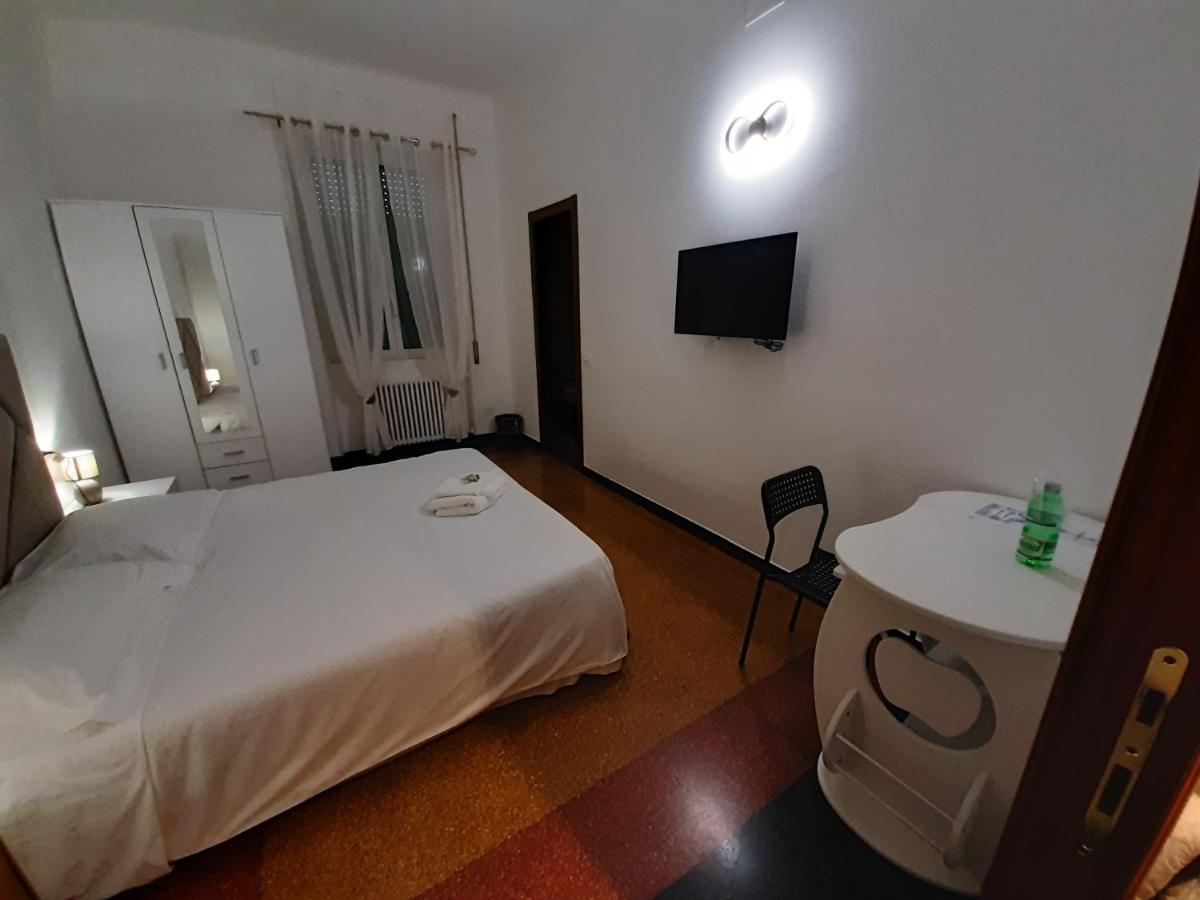 La Lanterna Di Angelo Hotel Genova Eksteriør billede